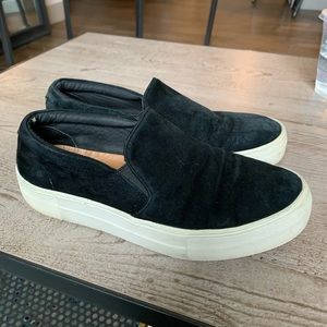 Steve Madden slip on sneakers